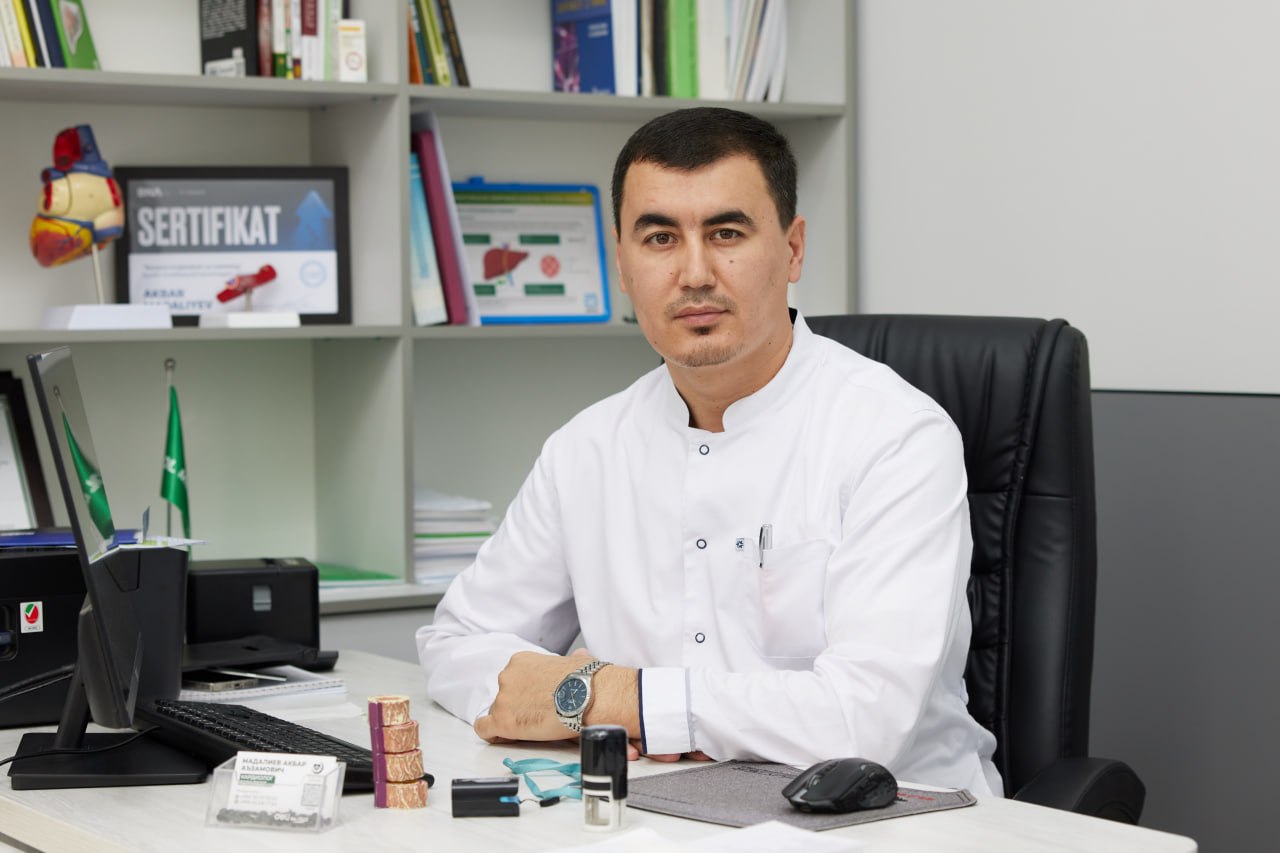Zinadan chiqishda yoki jismoniy yuklamalarda yurak sohasida og‘riq, sanchiq va hansirash: Nega buni e’tiborsiz qoldirish xavfli?